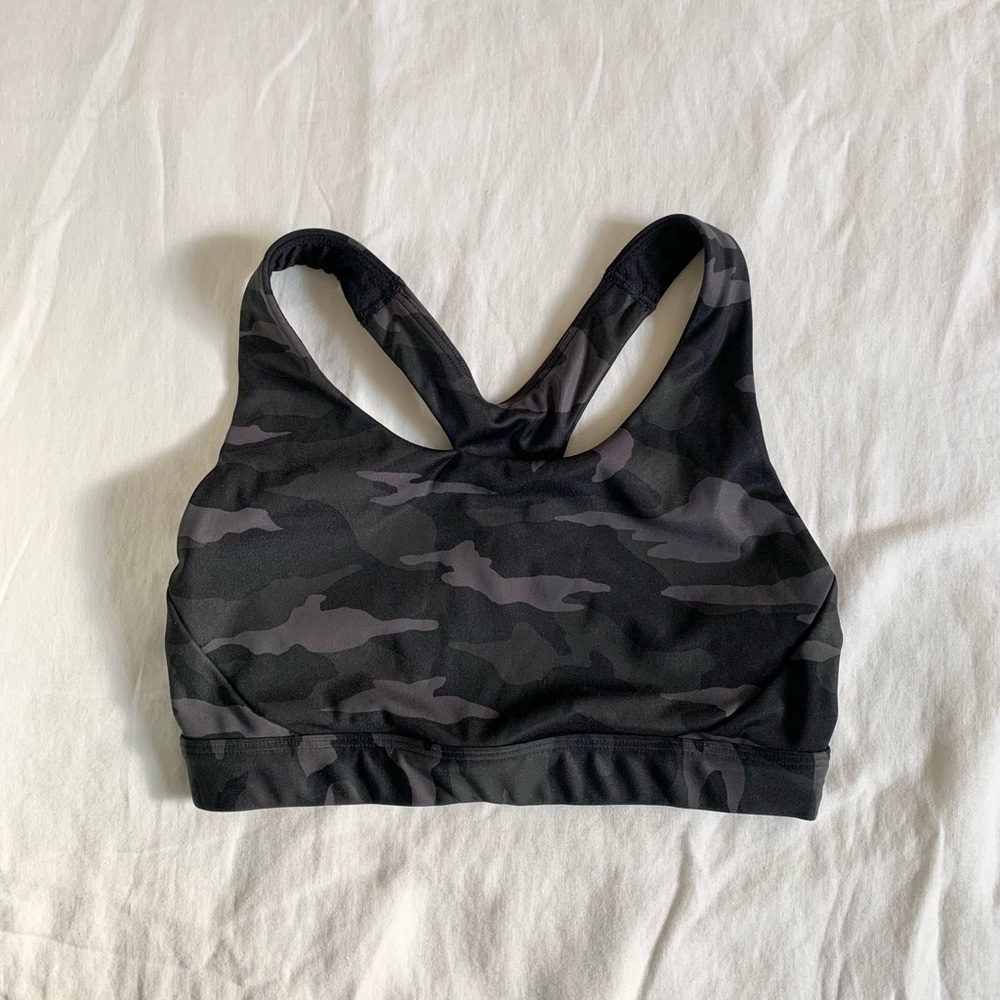 Athleta sports bra XS D-DD